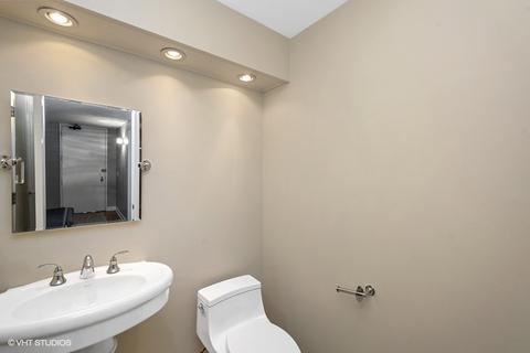 110 E Delaware Pl #604, Chicago, IL 60611 photo 16