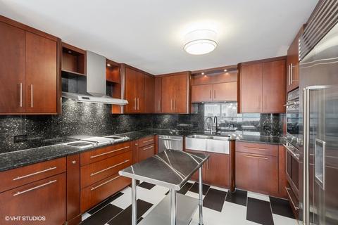 110 E Delaware Pl #604, Chicago, IL 60611 photo 5