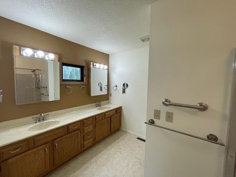 12 Sun Pointe Ct, Bloomington, IL 61704 photo 13