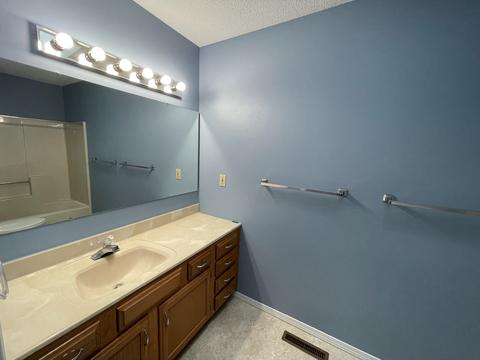 12 Sun Pointe Ct, Bloomington, IL 61704 photo 23