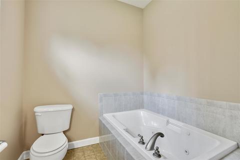 2379 Sanford Ln, Normal, IL 61761 photo 17