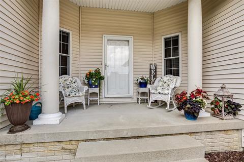 2379 Sanford Ln, Normal, IL 61761 photo 4