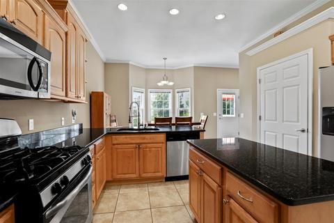 2379 Sanford Ln, Normal, IL 61761 photo 10