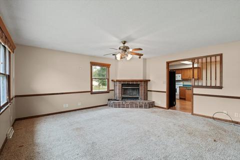 15 James Ct, Sidney, IL 61877 photo 5