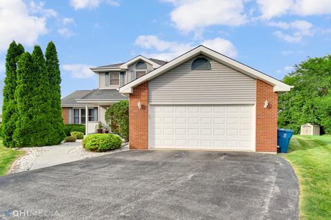 1318 Heather Rd E, Bourbonnais, IL 60914 photo 2