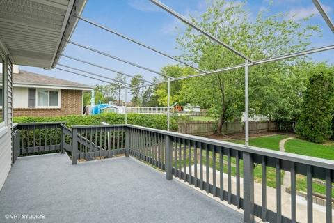 2316 E Beck Rd, Lindenhurst, IL 60046 photo 14