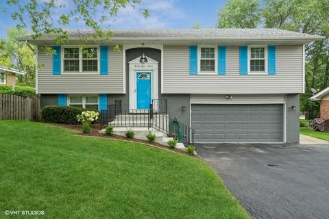 2316 E Beck Rd, Lindenhurst, IL 60046 photo 1