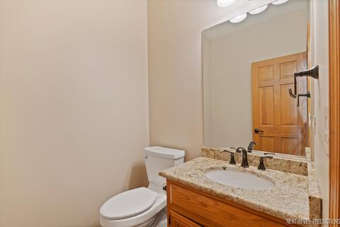 634 Brooklyn Dr, Aurora, IL 60502 photo 21