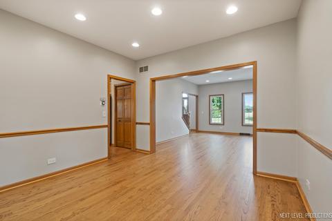 634 Brooklyn Dr, Aurora, IL 60502 photo 10