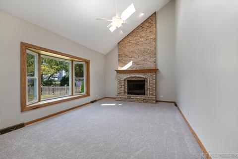 634 Brooklyn Dr, Aurora, IL 60502 photo 17