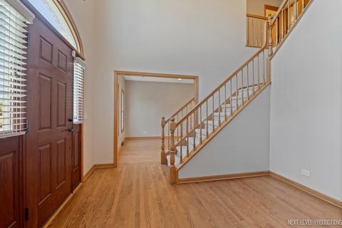 634 Brooklyn Dr, Aurora, IL 60502 photo 4