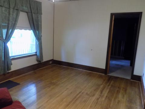 213 E North St, Forrest, IL 61741 photo 9