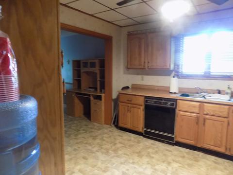 213 E North St, Forrest, IL 61741 photo 26