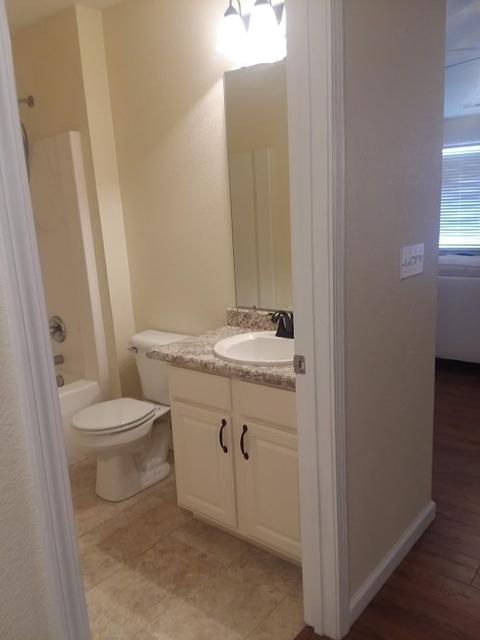 612 Lauterbur Ln, Champaign, IL 61822 photo 6