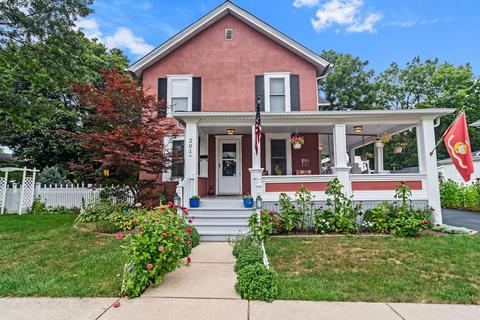 201 E Third St, Sandwich, IL 60548 photo 1