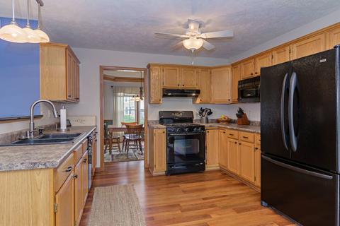 1213 Windsor Dr, Normal, IL 61761 photo 4