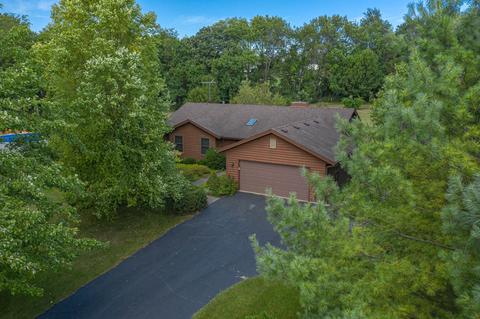 2920 E Appleridge Ln, Byron, IL 61010 photo 1