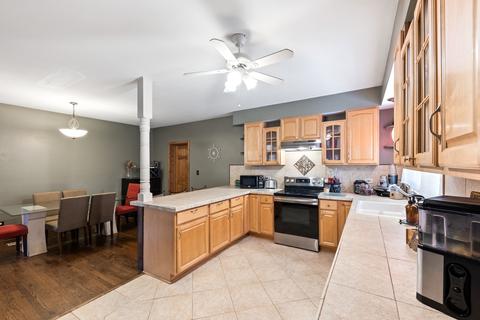 308 E Wilson St, Peotone, IL 60468 photo 6
