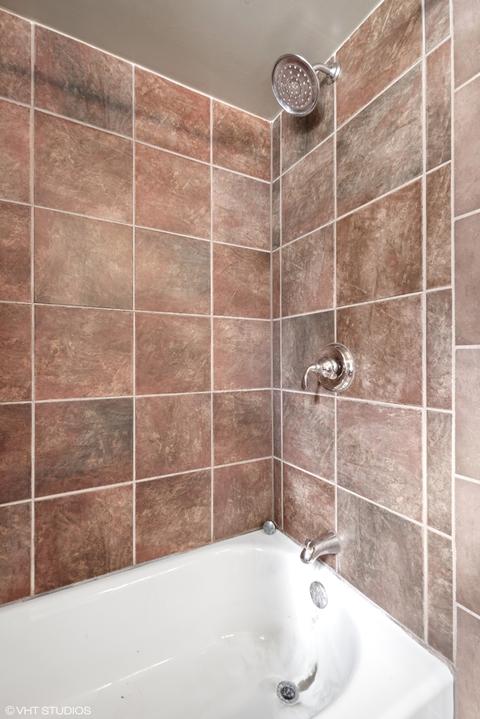 2504 E 83rd St, Chicago, IL 60617 photo 10