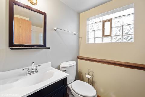 2504 E 83rd St, Chicago, IL 60617 photo 18