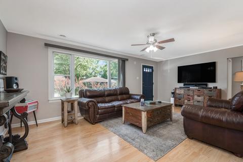 65 Cherry St, Park Forest, IL 60466 photo 5