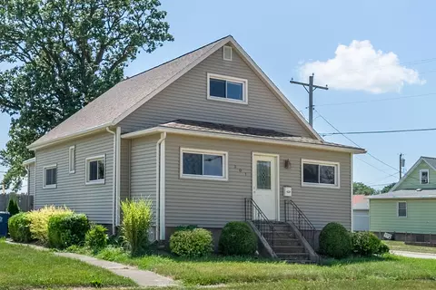 301 E 2nd St, Oglesby, IL 61348 photo 2