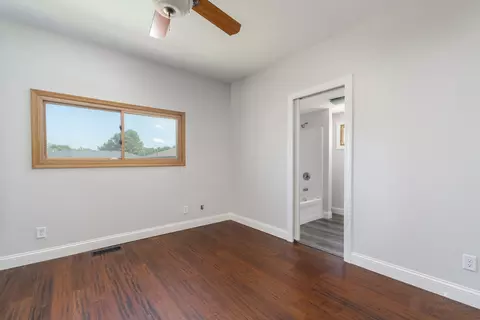 301 E 2nd St, Oglesby, IL 61348 photo 14