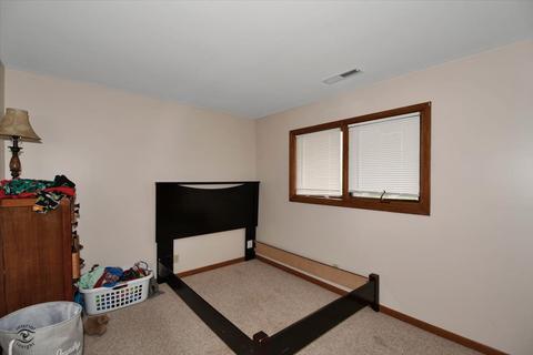853 Bishop Ave, Aurora, IL 60506 photo 32