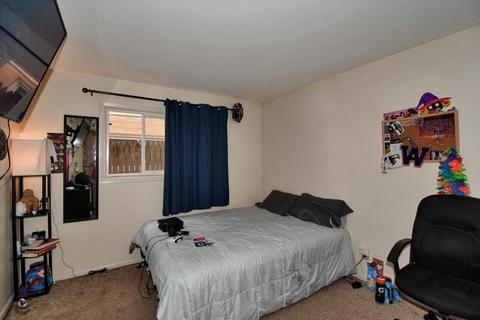 853 Bishop Ave, Aurora, IL 60506 photo 27