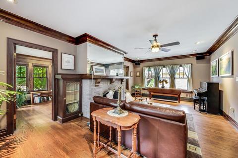 1428 W Juneway Ter, Chicago, IL 60626 photo 6