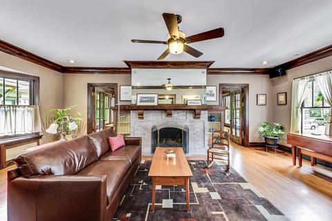 1428 W Juneway Ter, Chicago, IL 60626 photo 5