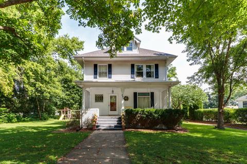 806 E Center St, Le Roy, IL 61752 photo 4