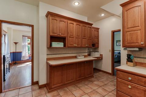 806 E Center St, Le Roy, IL 61752 photo 15