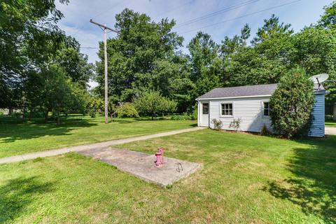 806 E Center St, Le Roy, IL 61752 photo 39