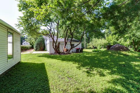 806 E Center St, Le Roy, IL 61752 photo 36