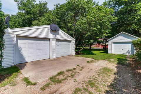 806 E Center St, Le Roy, IL 61752 photo 37