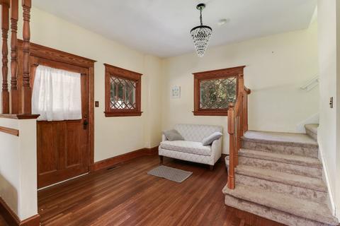 806 E Center St, Le Roy, IL 61752 photo 8