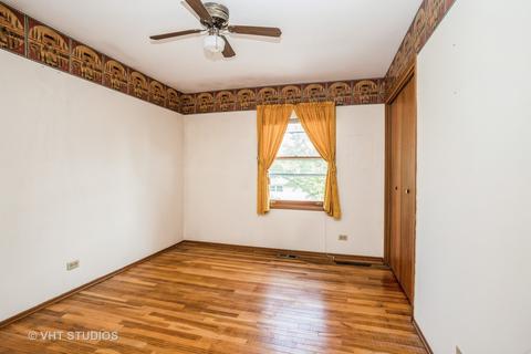 1330 Nottingham Ln, Hoffman Estates, IL 60169 photo 14