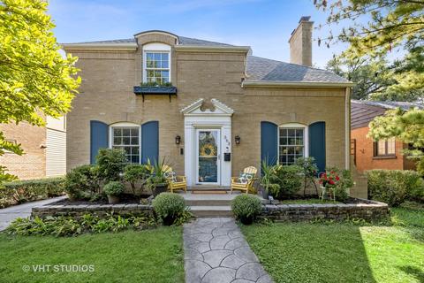 563 Selborne Rd, Riverside, IL 60546 photo 1