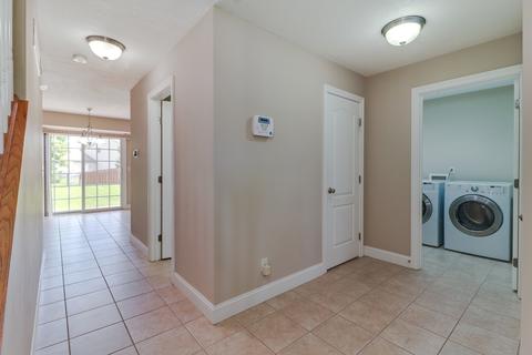1140 N Pointe Dr, Normal, IL 61761 photo 16