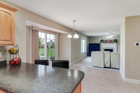 1140 N Pointe Dr, Normal, IL 61761 photo 14