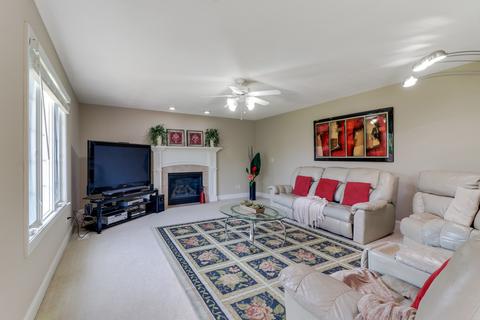 1140 N Pointe Dr, Normal, IL 61761 photo 7