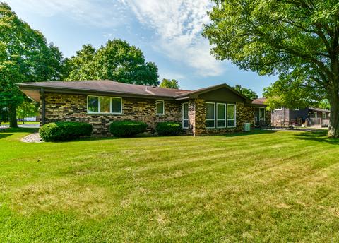 525 Melrose Ln, Beecher, IL 60401 photo 4