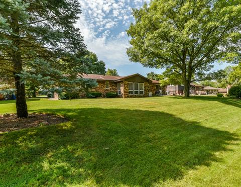 525 Melrose Ln, Beecher, IL 60401 photo 3
