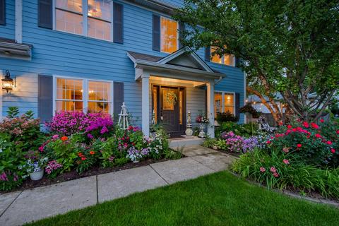 2151 Glencoe St, Wheaton, IL 60187 photo 4