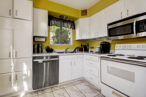 312 S Maple St, Mount Prospect, IL 60056 photo 9