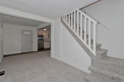 4916 Parkview Dr, Mccullom Lake, IL 60050 photo 7