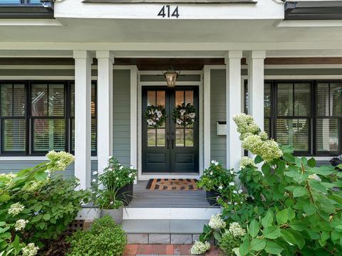 414 Bridle Ln, Wheaton, IL 60187 photo 2