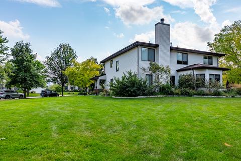 1436 Sutton Pl, Gurnee, IL 60031 photo 4