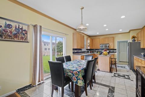 2541 Cushing Ln, Aurora, IL 60503 photo 5